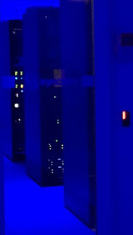 Syncom SYD1 data centres room view